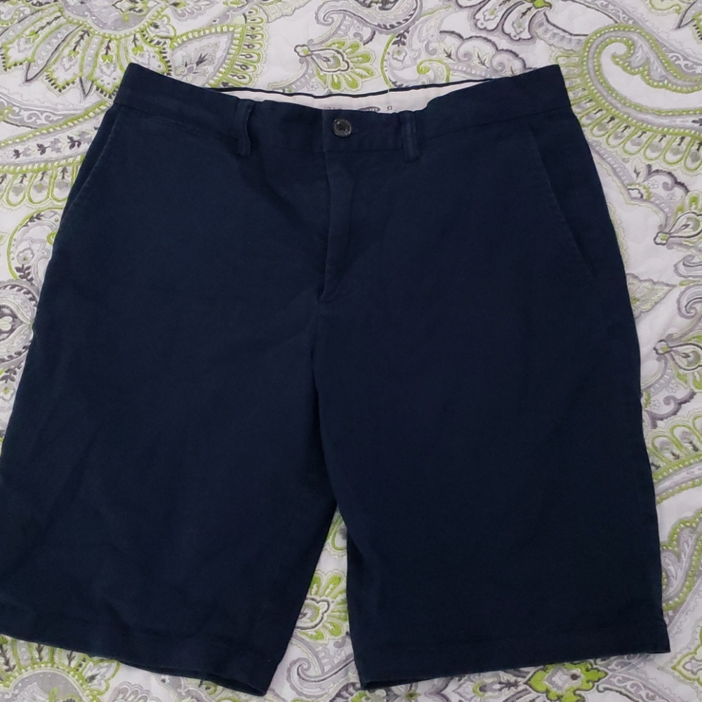 Navy flat front mens shorts Old Navy 32